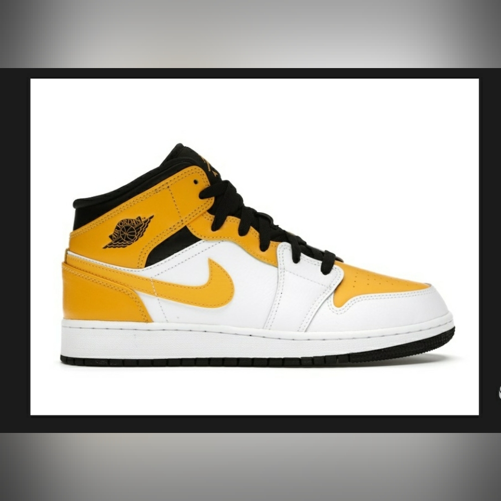 COPY - University gold Jordan 1